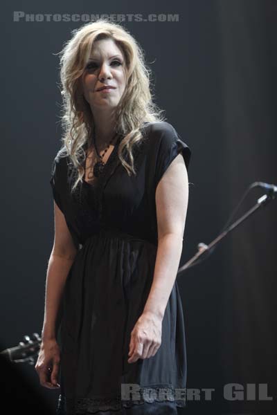 ROBERT PLANT - ALISON KRAUSS - 2008-05-13 - PARIS - Grand Rex - Alison Maria Krauss